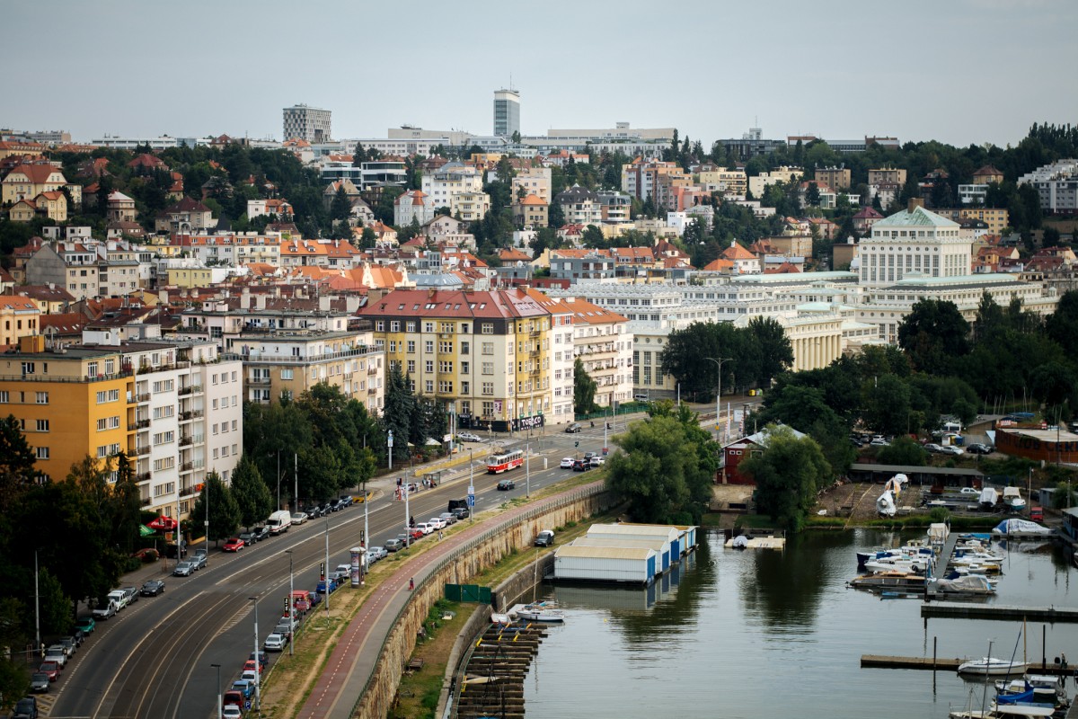 Prague_lighthousing-022